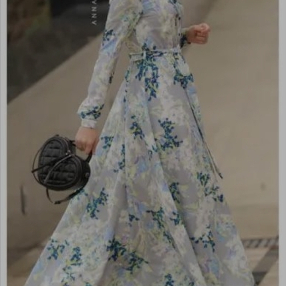 Elegant Blue Floral Long Sleeve Maxi Dress